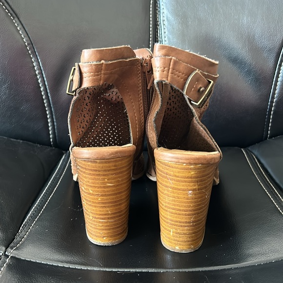 Womens Block Heel Booties Taupe Brown - Picture 4 of 4